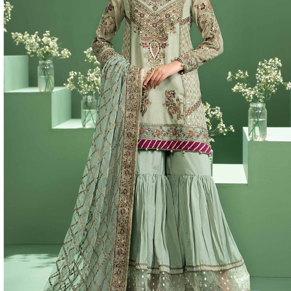 Garara suit